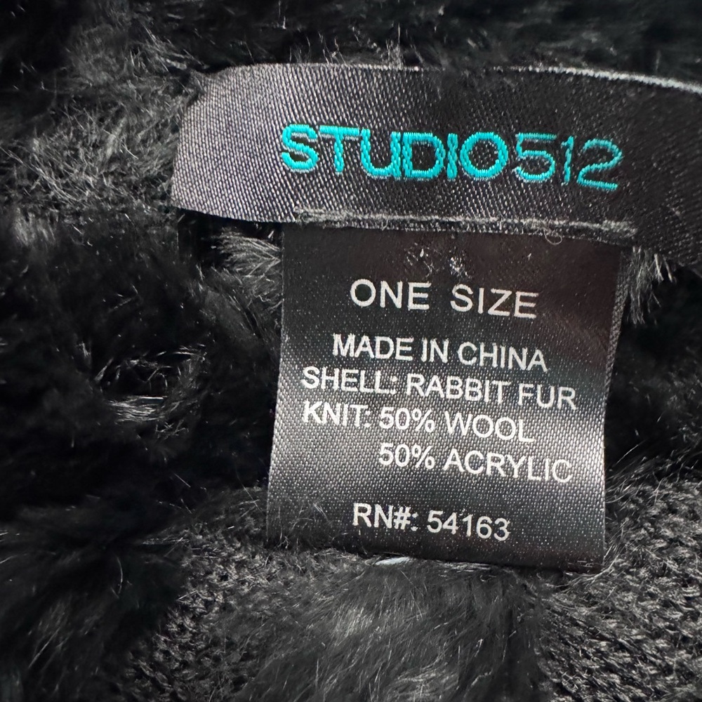 Studio Black Rabbit Fur cape - Picture 3 of 3